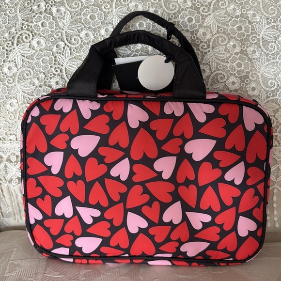 NWT Rachel Roy Red Pink Heart Pattern hanging valet cosmetic travel case Bag zip - Picture 6 of 12
